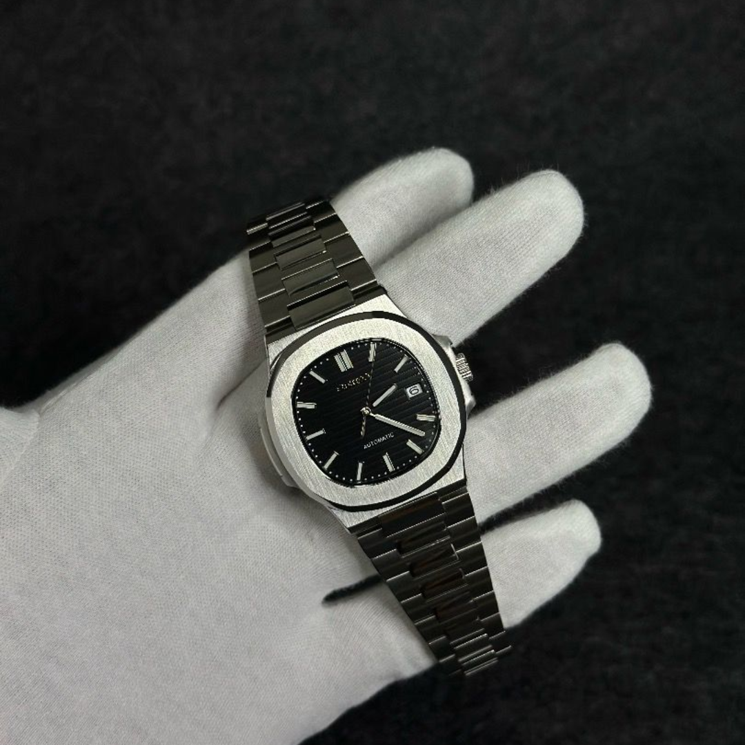 SEIKONAUTILUS NAVY MEN'S MOD WATCH