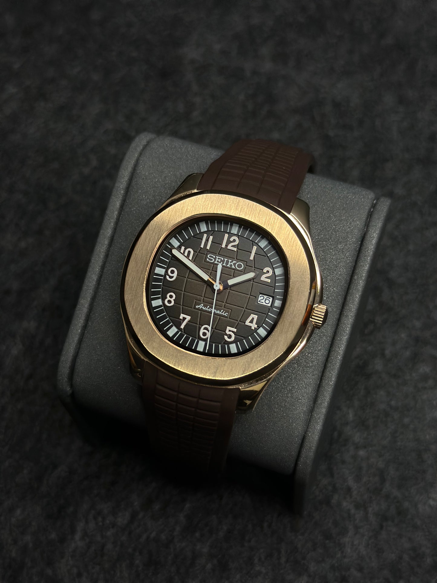 SEIKONAUT OAK MEN'S MOD WATCH